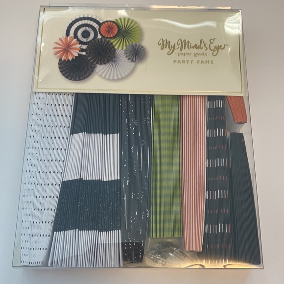 NEW My Minds Eye Party Fan decorations - Picture 3 of 4